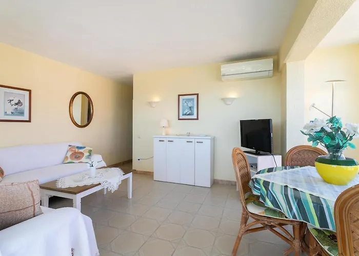 Apartment Esmeralda 1